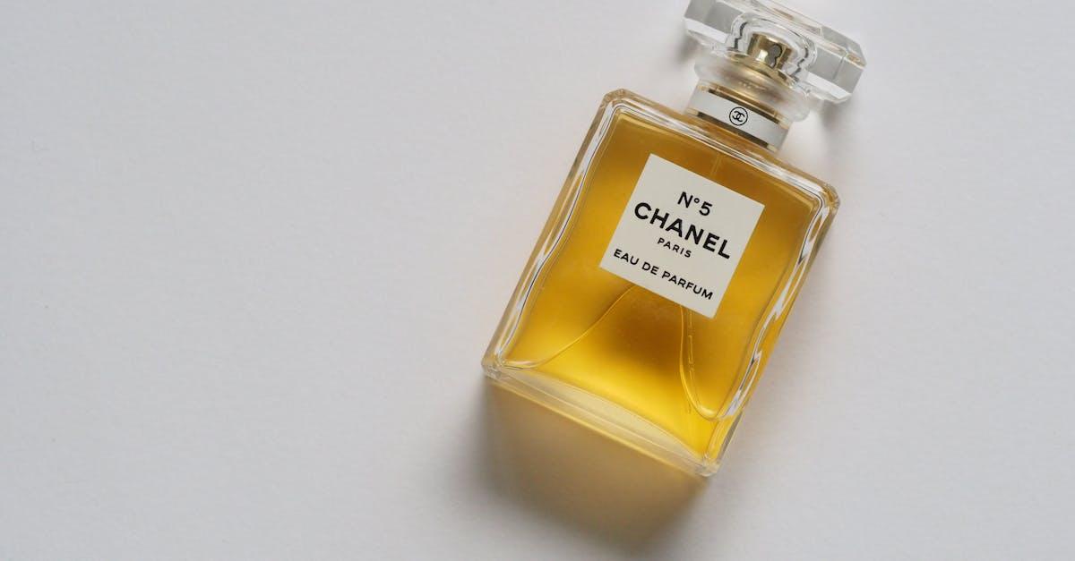 Udforsk Duftenes Verden – Find De Bedste Parfumer
